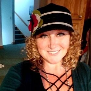 Meet your Posher, Erica